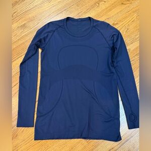 Lululemon Navy Blue Long-Sleeve Tee Sz 12
